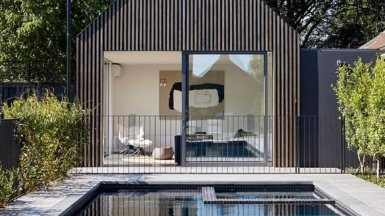 12 superbes petites maisons de piscine où l’on rêve de se détendre