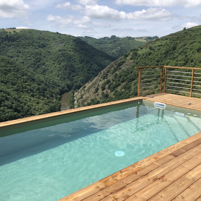 Pisciniste Cantal : trouvez le professionnel idéal pour votre projet de piscine